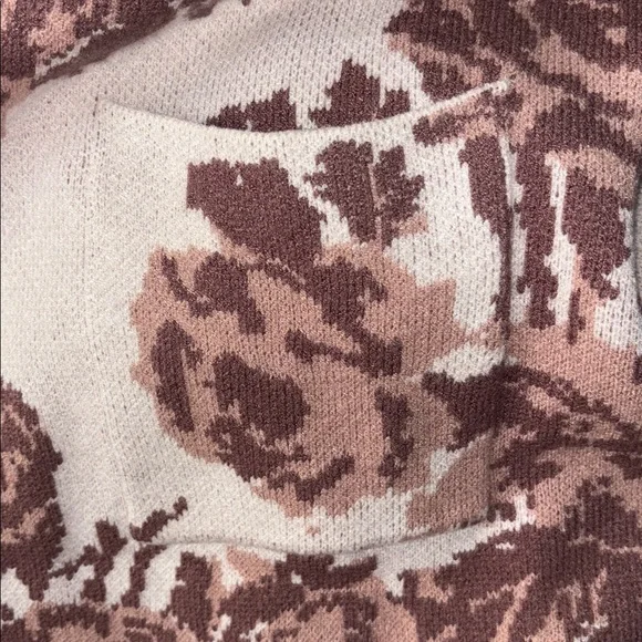 Floral Patterned long sweater cardigan woman size large - Picture 6 of 6